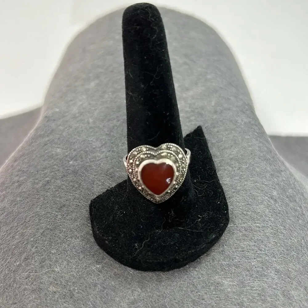 Vintage Sterling Silver Natural Carnelian and Marcasite Heart Shaped Ring Size 8